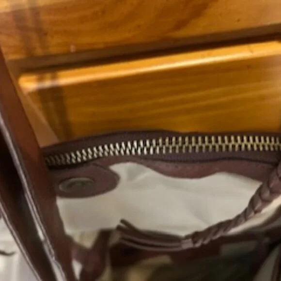 Hobo Purse- Lucky Brand - Picture 9 of 9